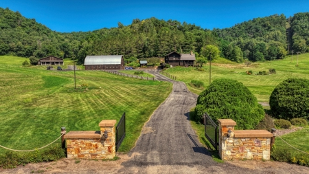 Driftless Area Home, Venue and Hunting Vernon County WI - image 2