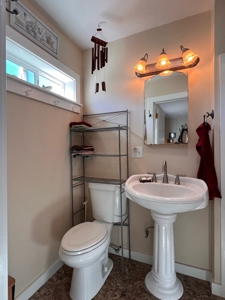 Home & Acreage For Sale in Alturas, CA - image 25