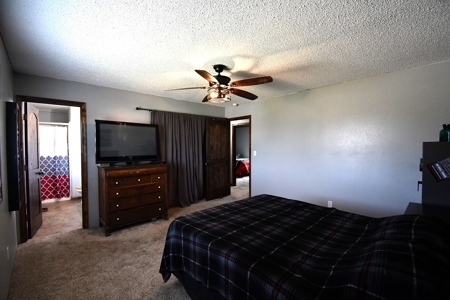 4 Bedrooms 3 Bath  Attached Dbl Garage - image 12