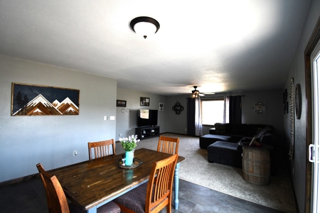 4 Bedrooms 3 Bath  Attached Dbl Garage - image 6