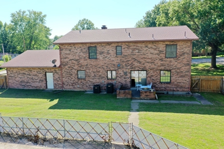 Colonial Style brick home for sale in Salem - image 38