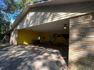 Home and 2 Large Shop Buildings For Sale in Des Arc, AR - image 19