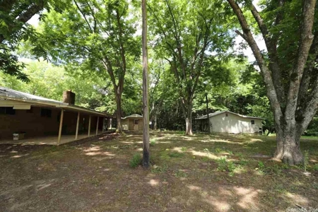 Home and 2 Large Shop Buildings For Sale in Des Arc, AR - image 10