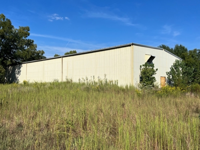 Home and 2 Large Shop Buildings For Sale in Des Arc, AR - image 22