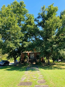 Historic Home For Sale In Calico Rock, Arkansas - image 2