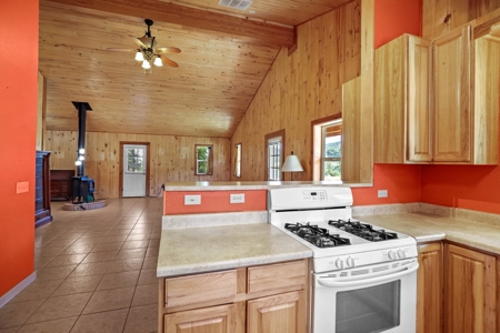 Energy Efficient Country Home For Sale in Montezuma County - image 8