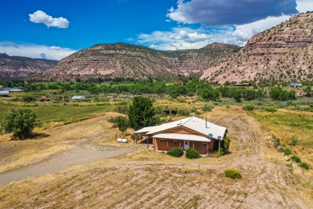 Energy Efficient Country Home For Sale in Montezuma County - image 3