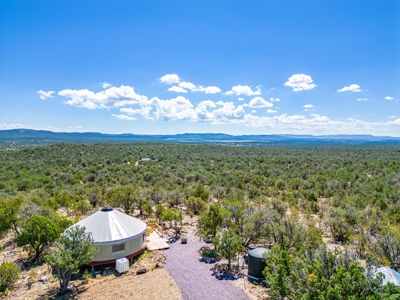 Improved property for sale borders State Trust Land - image 1