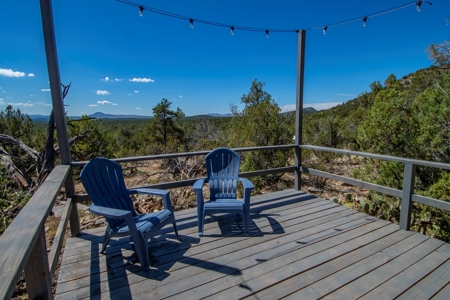Improved property for sale borders State Trust Land - image 16