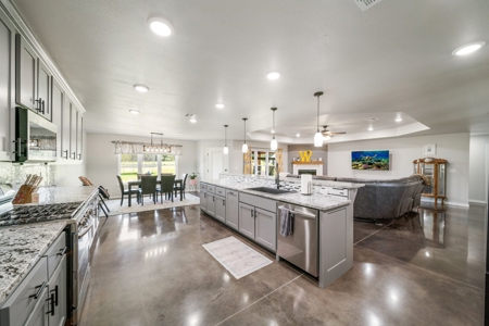 Home For Sale in Chouteau, Oklahoma - image 18