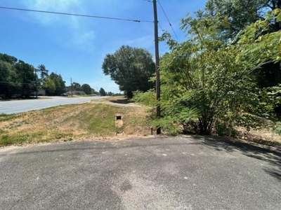Commercial Lot For Sale in Longview Texas - image 8