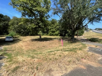 Commercial Lot For Sale in Longview Texas - image 10
