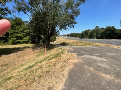 Commercial Lot For Sale in Longview Texas - image 11