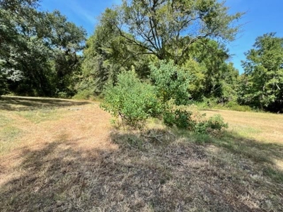 Commercial Lot For Sale in Longview Texas - image 4