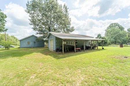 Country Home and 32 +/- Acres in Oregon County, Missouri - image 5