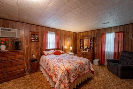 Country Home and 32 +/- Acres in Oregon County, Missouri - image 26