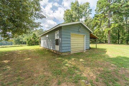 Country Home and 32 +/- Acres in Oregon County, Missouri - image 4