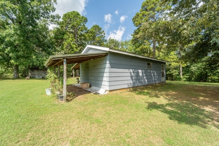 Country Home and 32 +/- Acres in Oregon County, Missouri - image 9