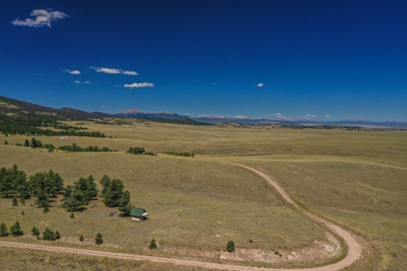 Magnificent Corner Lot In Ranch Of The Rockies - image 3