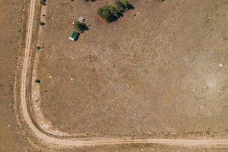 Magnificent Corner Lot In Ranch Of The Rockies - image 16