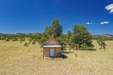 Magnificent Corner Lot In Ranch Of The Rockies - image 12