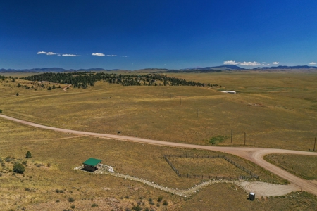 Magnificent Corner Lot In Ranch Of The Rockies - image 17