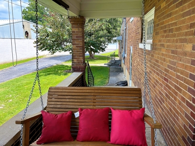 Large Brick Home In Town With Garage - Liberty, Ky. - image 6