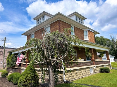 Large Brick Home In Town With Garage - Liberty, Ky. - image 1