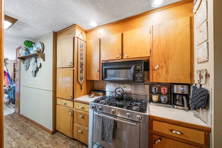 Home For Sale in Pryor, Oklahoma - image 22