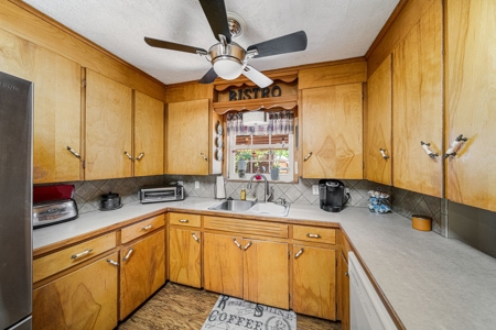 Home For Sale in Pryor, Oklahoma - image 21