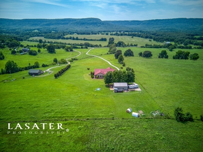 Executive Home Gaither Mountain Views For Sale in Harrison - image 9