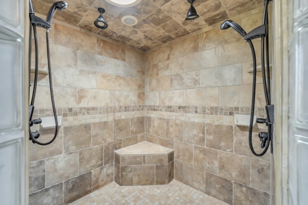 Home For Sale In Elk City, Oklahoma - image 30