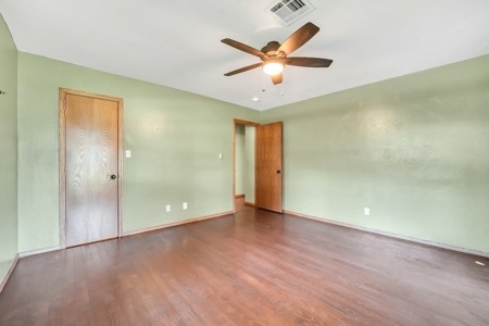 Home For Sale In Elk City, Oklahoma - image 34