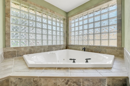 Home For Sale In Elk City, Oklahoma - image 29