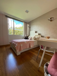 Home with smart features and jacuzzi - image 32