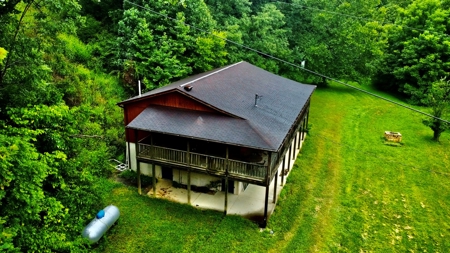 Home on 18.98 acres in Vanceburg Kentucky - image 9