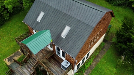 Home on 18.98 acres in Vanceburg Kentucky - image 6