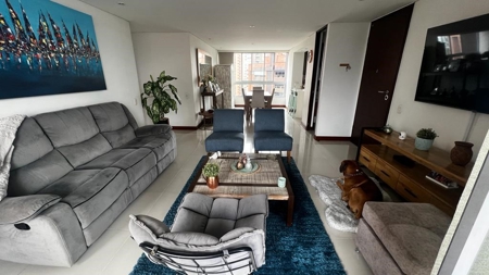 Condo with contemporary Design in Poblado - image 3