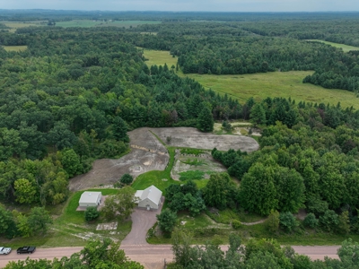 Hunting Camp for Sale in Clark County, Wisconsin - image 1