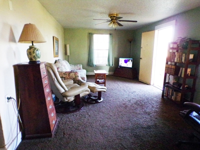 Rural Oasis with Acreage Home and Barns in Dacoma, OK - image 7