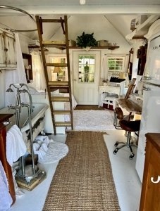 Cozy Retreat in Caldwell County, MO, Tiny Home with Loft - image 10