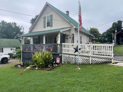 Home in Burkesville, Kentucky - image 1