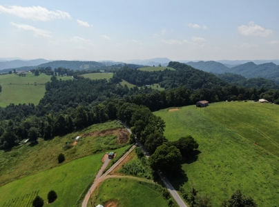Experience Serene Country Living with Breathtaking Mountain - image 17