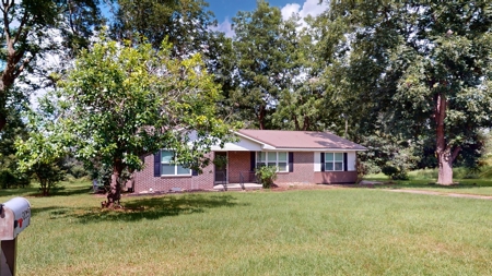 Country Home On 10.2 acres - image 27