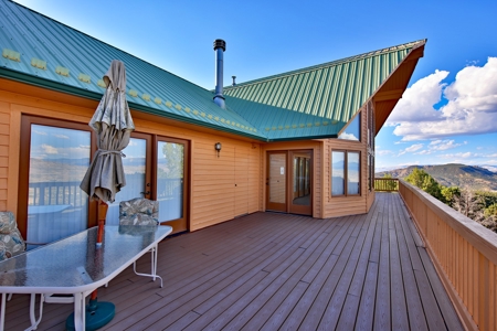 Mountain Home with Cabin on Acreage and Borders BLM For Sale - image 10