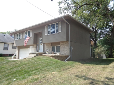 Home For Sale Council Bluff - image 3