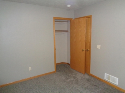 Home For Sale Council Bluff - image 19