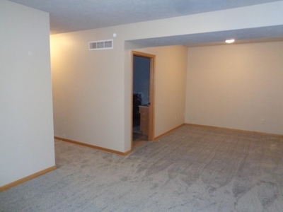Home For Sale Council Bluff - image 33
