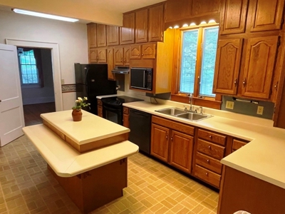 Home For Sale In Wytheville VA - image 2