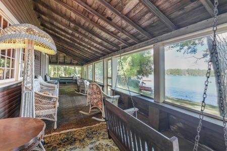 Chain O' Lakes Home For Sale in Waupaca WI - image 47